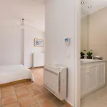 Piedra - Seafront Villa Barbati