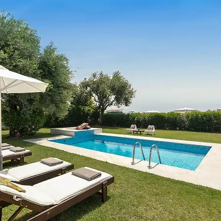 Piedra Del Mar Beachfront By Villa2be *
