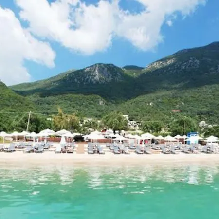 Villa Piedra - Seafront Mparmpati